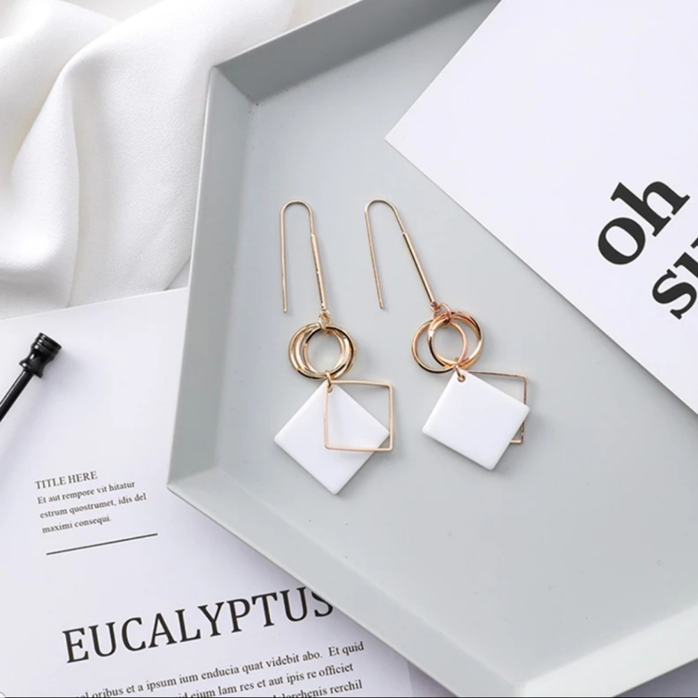 Chic Dainty White and Gold Earrings